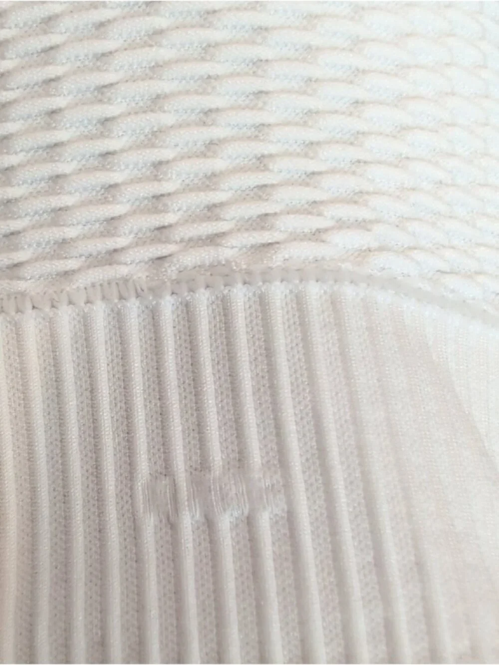 Lululemon Rest Less Pullover Bubble Dot White